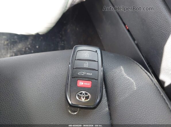 7MUDAABG5TV159909 2026 TOYOTA COROLLA CROSS Black Вид панелі приладів