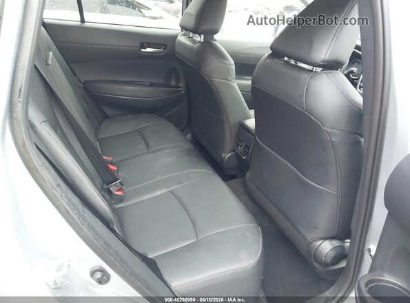 7MUEAABGXSV128013 2025 TOYOTA COROLLA CROSS Silver Vista de la etiqueta del VIN