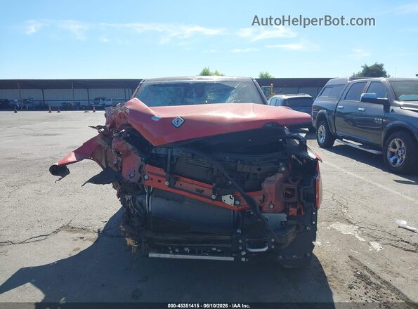 7PDSGABA3RN033955 2024 RIVIAN R1S Red Instrument cluster view