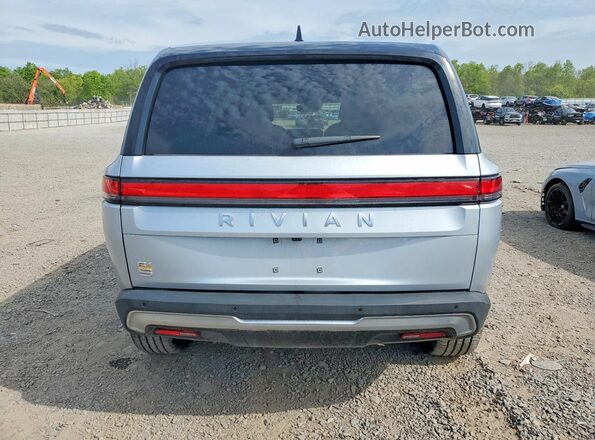 7PDSGABA3RN034071 2024 RIVIAN R1S Gray Вид ззаду