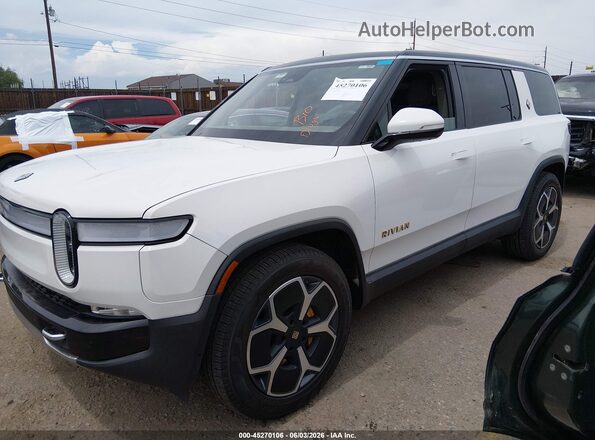 7PDSGABA6PN004916 2023 RIVIAN R1S White Передня ліва чверть