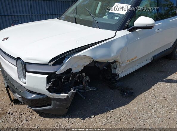 7PDSGABA6RN042505 2024 RIVIAN R1S White Вид спереду