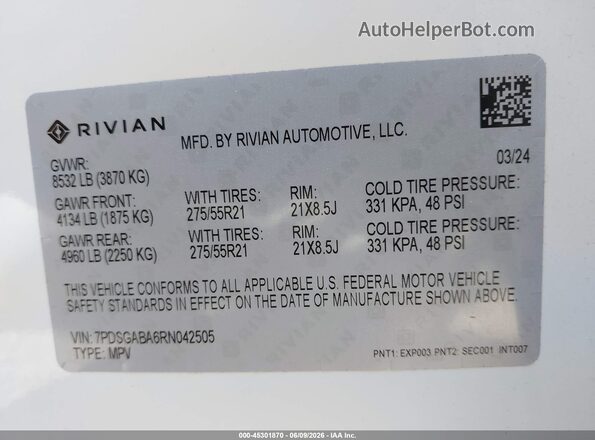 7PDSGABA6RN042505 2024 RIVIAN R1S White Вид підкапотного простору