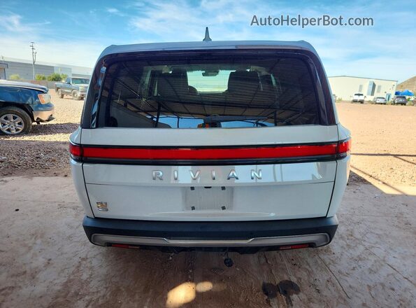 7PDSGABA7RN036714 2024 RIVIAN R1S White უკანა ხედი