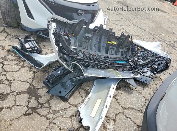7PDSGABP9TN085909 2026 RIVIAN R1S Двухцветный Вид подкапотного пространства