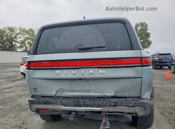 7PDSGBBA0SN051681 2025 RIVIAN R1S Серый Вид сзади