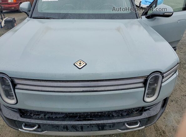 7PDSGBBA0SN051681 2025 RIVIAN R1S Серый Вид подкапотного пространства