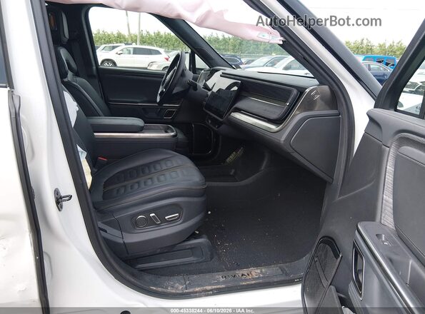 7PDSGBBA6RN030862 2024 RIVIAN R1S White Սալոնի դիմացի տեսք