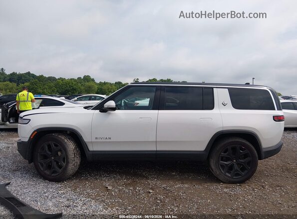 7PDSGBBA6RN030862 2024 RIVIAN R1S White Սալոնի 360 աստիճան տեսք