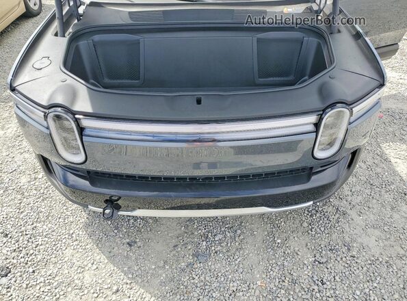 7PDSGGBA7TN079623 2026 RIVIAN R1S Charcoal Widok komory silnika