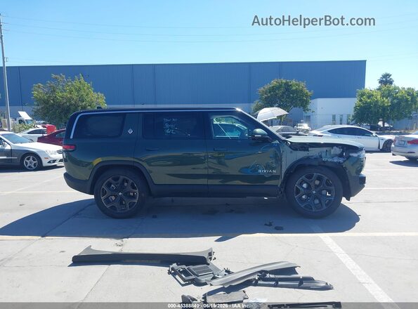 7PDSGGBA9TN076206 2026 RIVIAN R1S Green 360 interior view