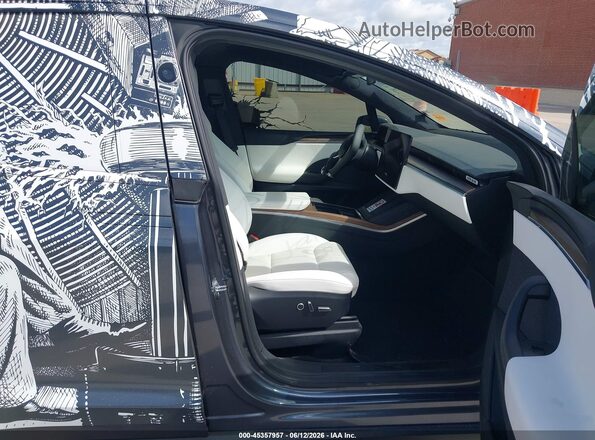 7SAXCAE50NF357366 2022 TESLA MODEL X Black Вид салону спереду