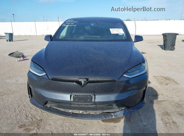 7SAXCAE54PF386680 2023 TESLA MODEL X Синий Вид панели приборов