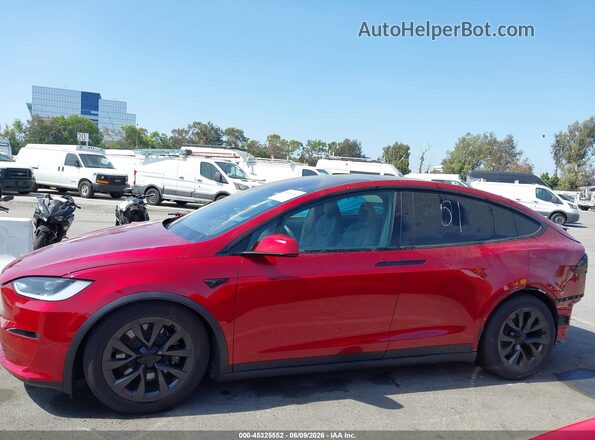 7SAXCAE58SF462183 2025 TESLA MODEL X Red სალონის 360-გრადუსიანი ხედი