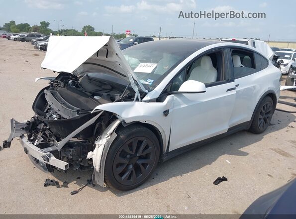7SAXCBE56PF428398 2023 TESLA MODEL X White Передня ліва чверть