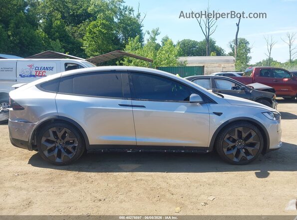 7SAXCBE58TF481775 2026 TESLA MODEL X Silver Панорамний вид салону 360°