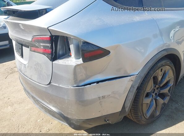 7SAXCBE58TF481775 2026 TESLA MODEL X Silver 
