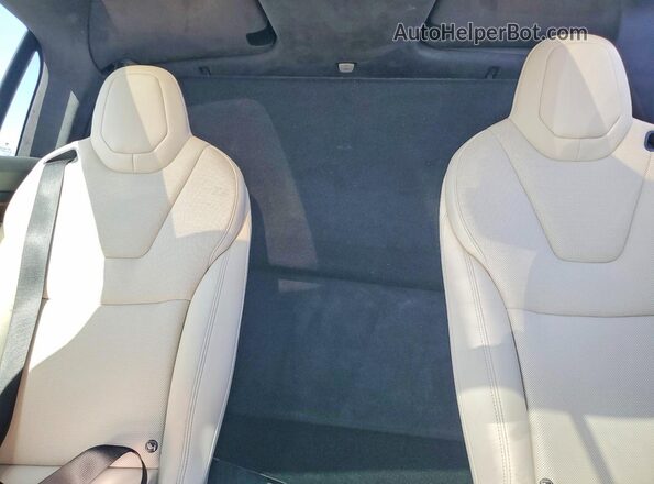 7SAXCBE59TF473345 2026 TESLA MODEL Бордовый Вид задних сидений