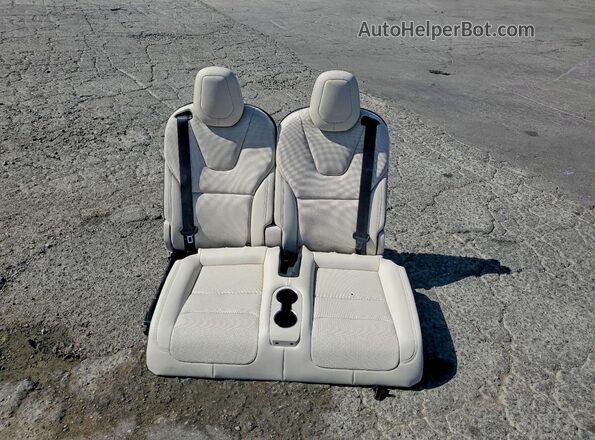 7SAXCBE59TF473345 2026 TESLA MODEL Бордовый Вид наклейки с VIN-кодом