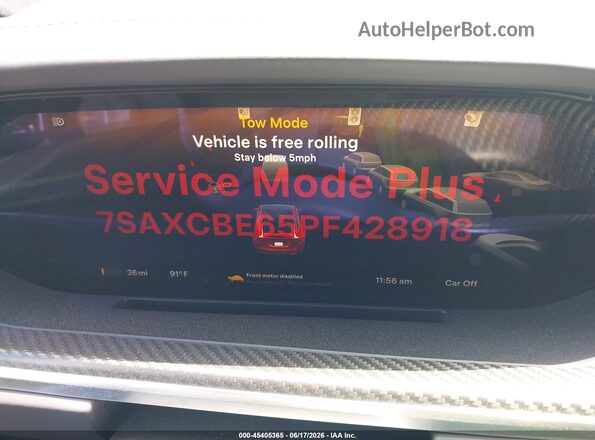 7SAXCBE65PF428918 2023 TESLA MODEL X Burgundy Vista de los asientos traseros