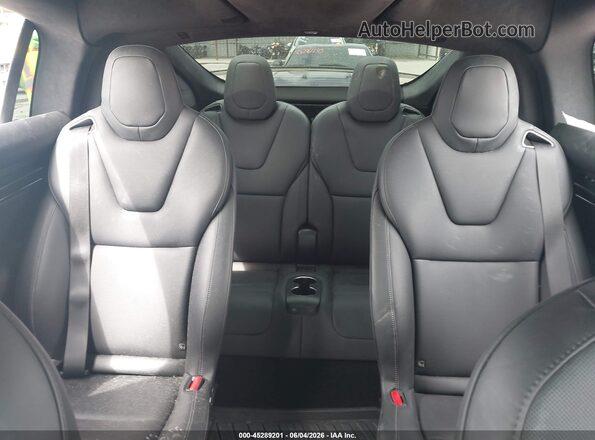 7SAXCBE66NF345351 2022 TESLA MODEL X Black Widok tylnych siedzeń