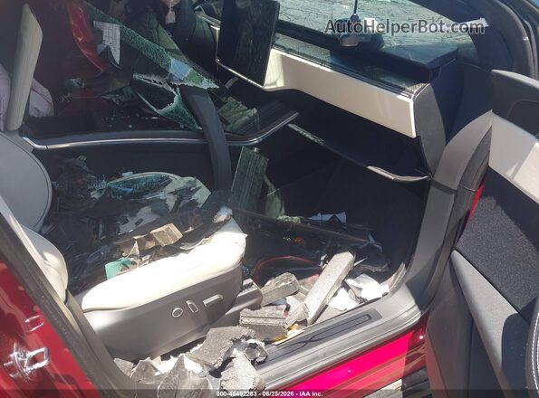 7SAXCBE67RF440331 2024 TESLA MODEL X Red Vista interior delantera