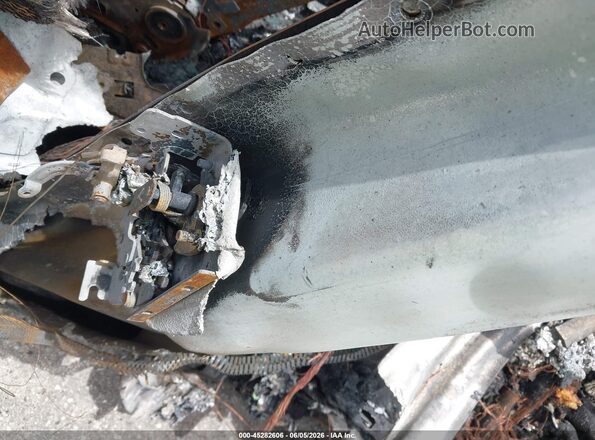 7SAXCBE69NF340581 2022 TESLA MODEL X Белый Вид наклейки с VIN-кодом