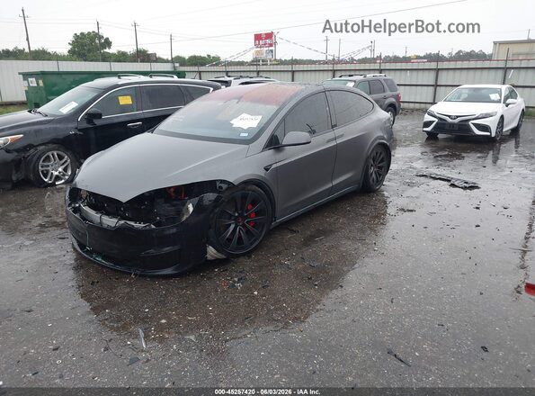 7SAXCBE6XRF437892 2024 TESLA MODEL X Gray Առջևի ձախ երեք քառորդ տեսարան