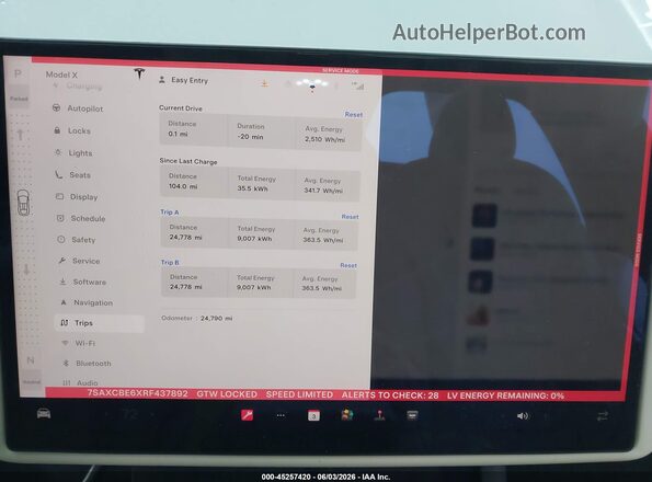 7SAXCBE6XRF437892 2024 TESLA MODEL X Gray Հետևի նստատեղերի տեսք