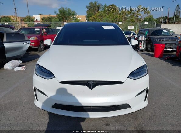 7SAXCDE51NF358902 2022 TESLA MODEL X Белый Вид задней части салона