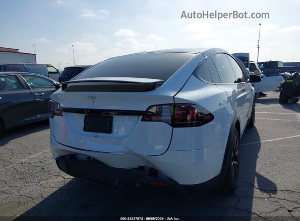 7SAXCDE51NF358902 2022 TESLA MODEL X Белый Задняя правая четверть