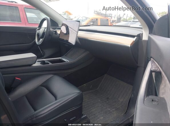 7SAYGAEE0NF377366 2022 TESLA MODEL Y Серый Вид салона спереди