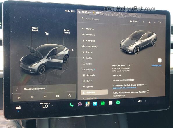 7SAYGAEE0PF589025 2023 TESLA MODEL Gray ხელსაწყოთა პანელის ხედი