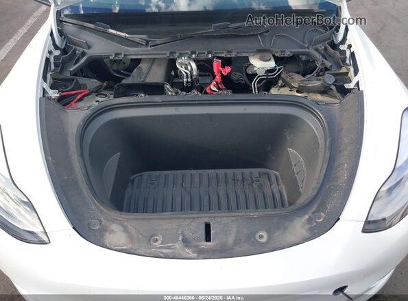 7SAYGAEE1RF030828 2024 TESLA MODEL Y White Вид ззаду