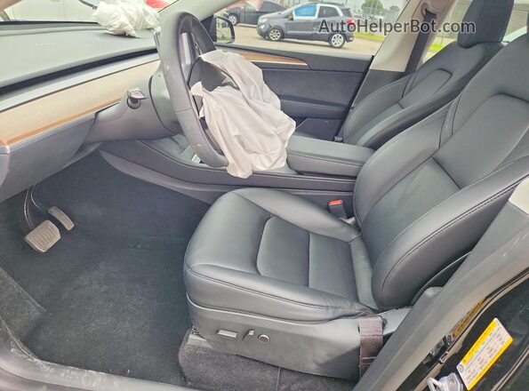 7SAYGAEE1SF221753 2025 TESLA MODEL Black Widok wnętrza z przodu