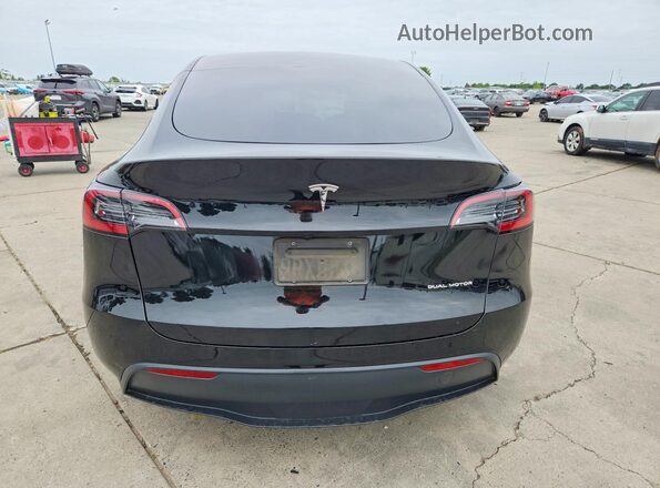 7SAYGAEE1SF221753 2025 TESLA MODEL Black Widok z tyłu