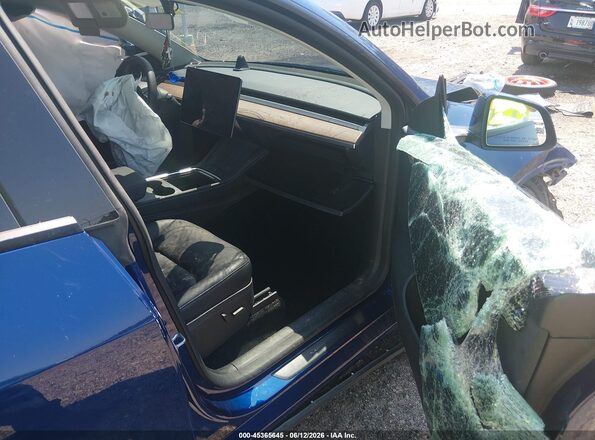 7SAYGAEE1SF290314 2025 TESLA MODEL Y Синий Вид салона спереди