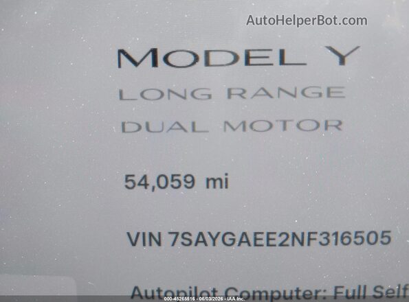 7SAYGAEE2NF316505 2022 TESLA MODEL Y White Rear seats view