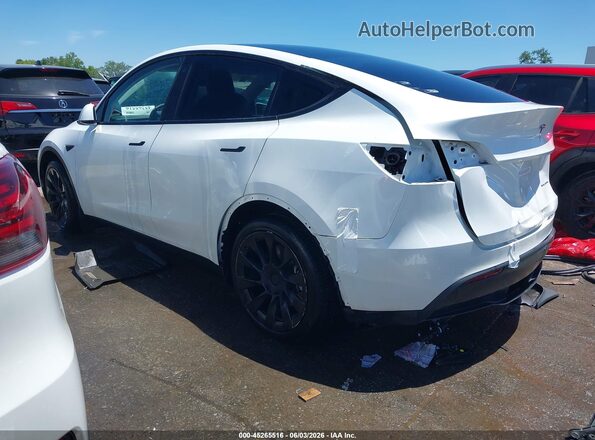 7SAYGAEE2NF316505 2022 TESLA MODEL Y White Rear left