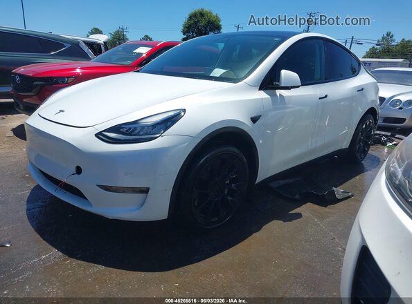 7SAYGAEE2NF316505 2022 TESLA MODEL Y White Front left