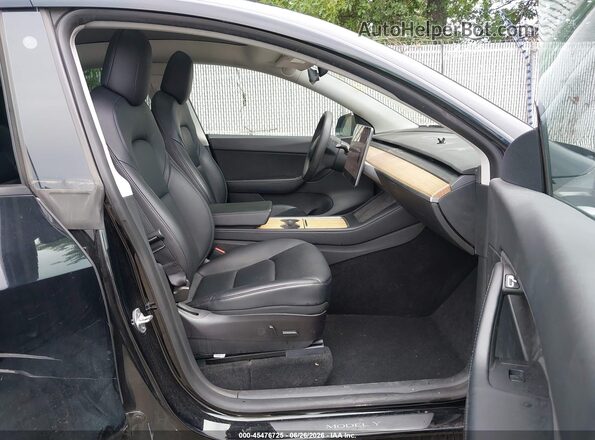 7SAYGAEE2NF388417 2022 TESLA MODEL Y Black Սալոնի դիմացի տեսք