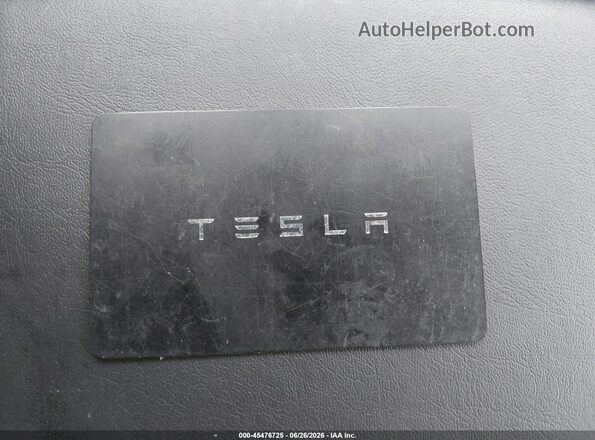 7SAYGAEE2NF388417 2022 TESLA MODEL Y Black Առջևի վահանակի տեսք