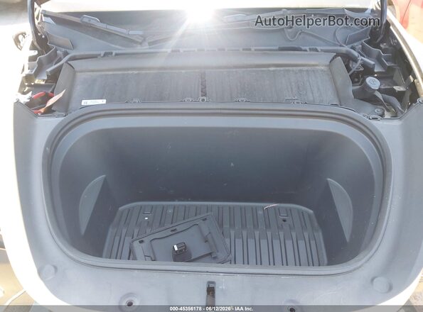 7SAYGAEE2NF486704 2022 TESLA MODEL Y Black Rear view