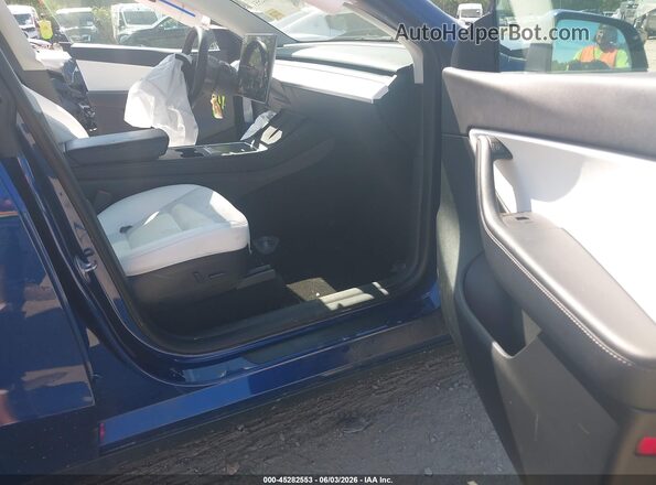 7SAYGAEE4NF314416 2022 TESLA MODEL Y Blue Vista interior delantera