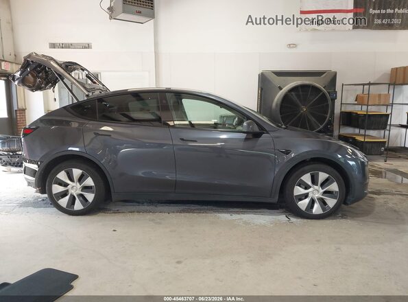 7SAYGAEE4PF835123 2023 TESLA MODEL Y Gray Սալոնի հետևի տեսք