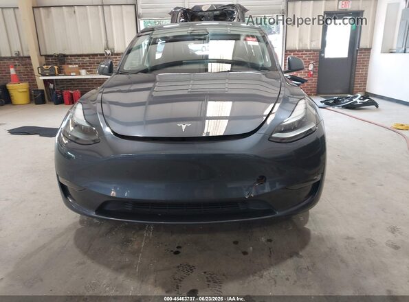 7SAYGAEE4PF835123 2023 TESLA MODEL Y Gray Սարքավորումների վահանակի տեսք