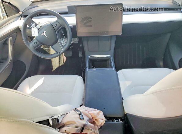 7SAYGAEE4RF048305 2024 TESLA MODEL White Vista del salpicadero