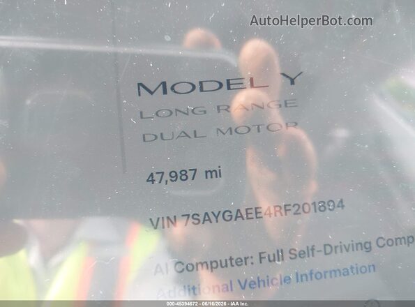 7SAYGAEE4RF201894 2024 TESLA MODEL Y White 