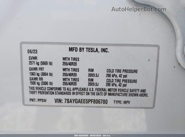 7SAYGAEE5PF806780 2023 TESLA MODEL Y White Engine compartment view