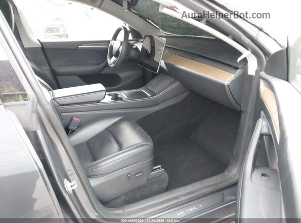 7SAYGAEE5PF909942 2023 TESLA MODEL Y Gray Vista interior delantera